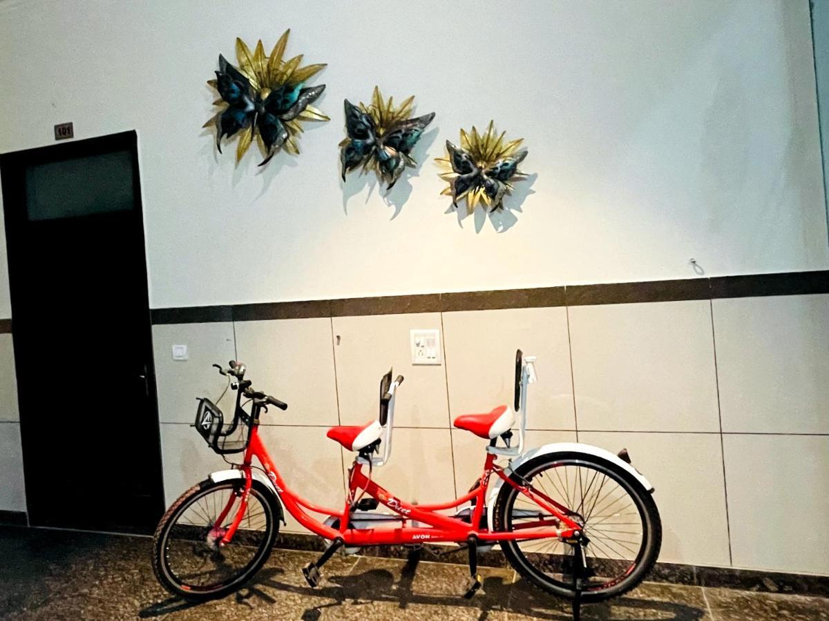 Primrose Hotel And Restaurant Sonipat Luaran gambar