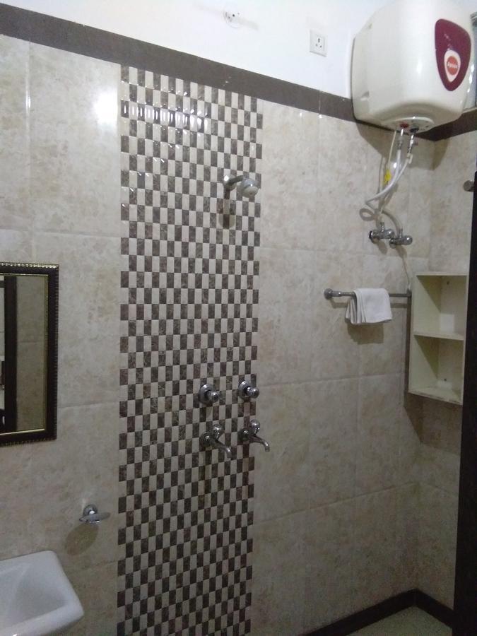Primrose Hotel And Restaurant Sonipat Luaran gambar